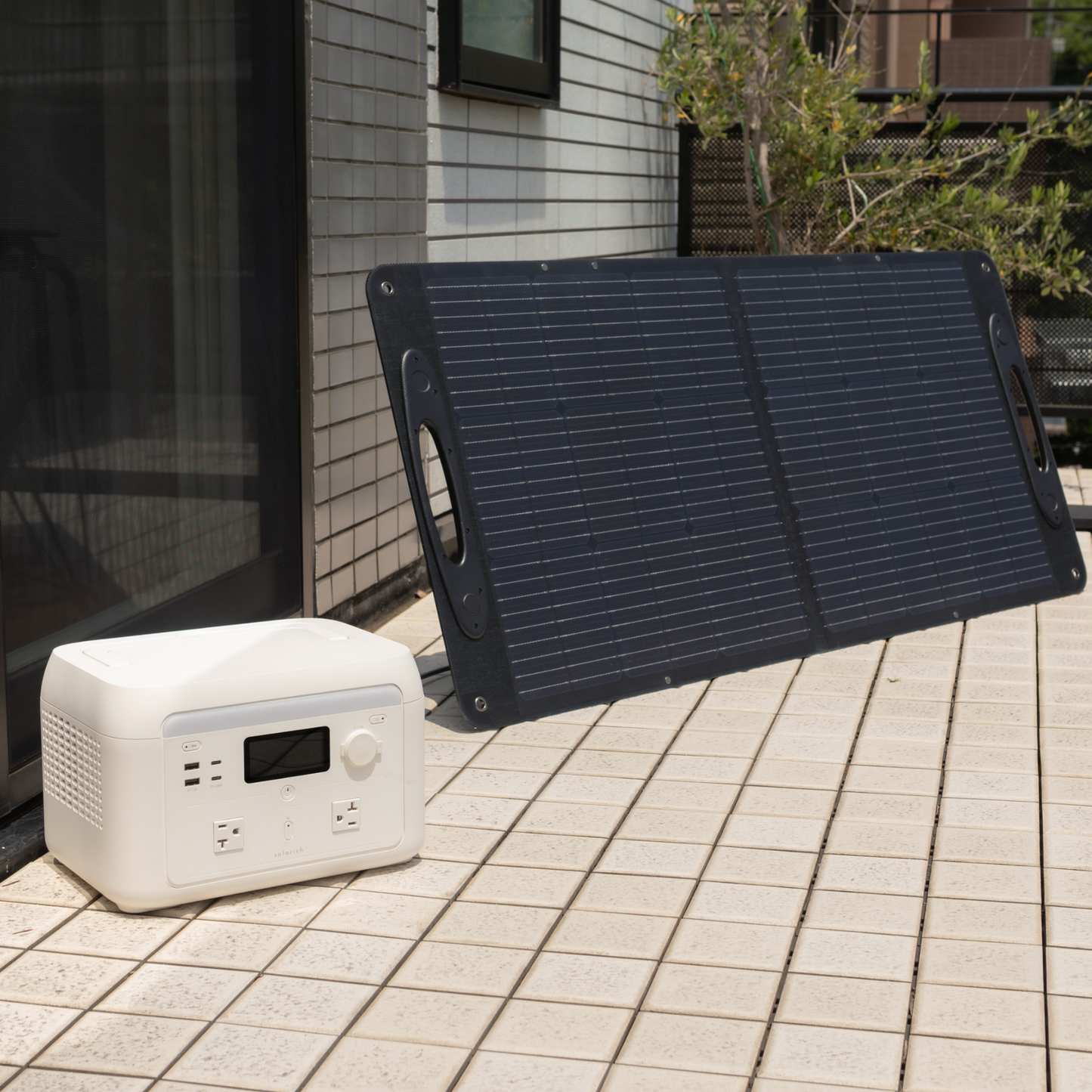 solarich ソーラーパネル100W