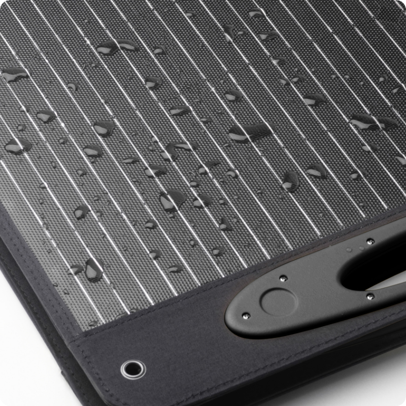 <p>防水設計<br/>IP67防水仕様</p>