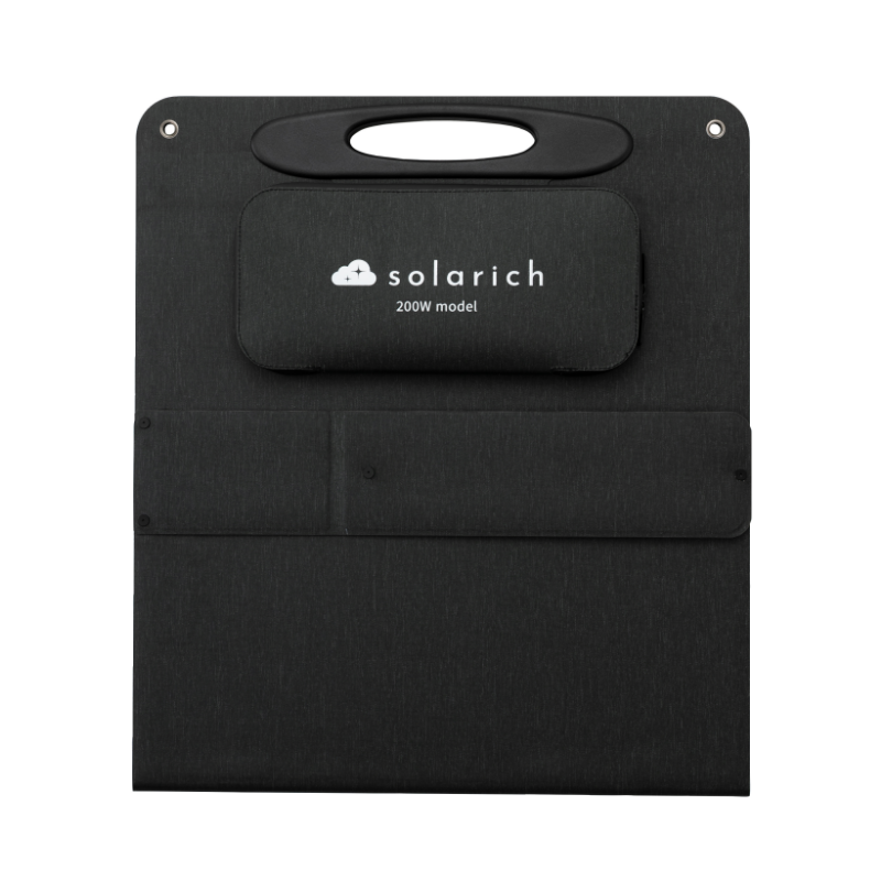 <p>折りたためるから<br/>持ち運びも簡単</p>